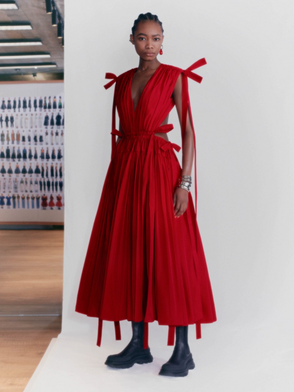 Alexander McQueen Fashion & Dresses – Belinda International